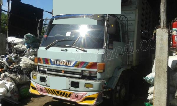 รถบรรทุก 10 ล้อ ISUZU รุ่น ROCKY กระบะรั้วเหล็ก