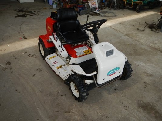 ขายรถตัดหญ้า OREC RM85B 11แรง พร้อมใช้งาน ขายรถตัดหญ้า OREC RM85B 11แรง พร้อมใช้งาน