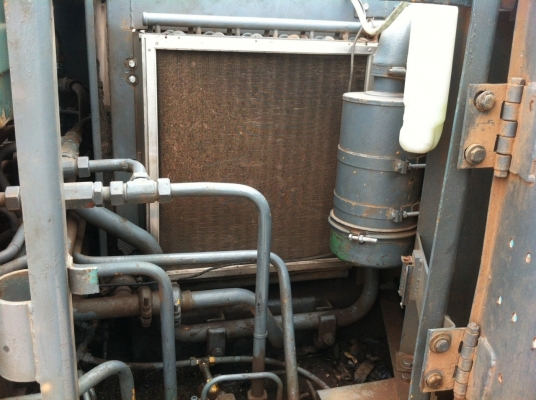 ขายด่วน แบ็คโฮ โกเบลโก้ มาร์ทู 60 เครื่องดี ปั๊มดี เร็วแรง ฉีกเลี้ยวสบายๆ เอกสารอินวอยส์  +  HINO 6 ล้อหางปลา KR320 เครื่อง EH100 คัชซีสวย หางสวย สภาพพร้อมใช้งาน