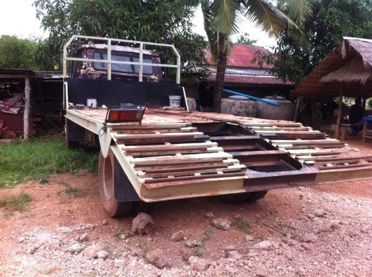 ขายด่วน แบ็คโฮ โกเบลโก้ มาร์ทู 60 เครื่องดี ปั๊มดี เร็วแรง ฉีกเลี้ยวสบายๆ เอกสารอินวอยส์  +  HINO 6 ล้อหางปลา KR320 เครื่อง EH100 คัชซีสวย หางสวย สภาพพร้อมใช้งาน