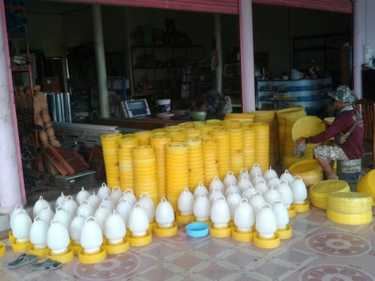 ถังน้ำไก่อ่อน ถาดลองอาหาร (เหมาขายถูกๆ)