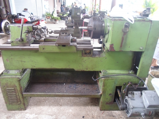 เครื่องกลึง 5 ฟุต 2 เพลา เกียร์บล็อก กลึงเกลียว เดินฟิต ปาดหน้าได้ 56,000