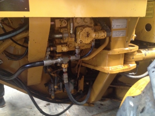 ขายรถเกรด 140G #72V15261 ติดต่อ NDT Thailand Co., Ltd. อำพล 090-9694506, 080-3031241 ขายรถเกรด 140G #72V15261 ติดต่อ NDT Thailand Co., Ltd. อำพล 090-9694506, 080-3031241