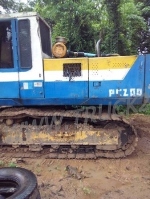 KOMATSU รถแบคโฮ  pc200-3 พร้อมใช้งาน