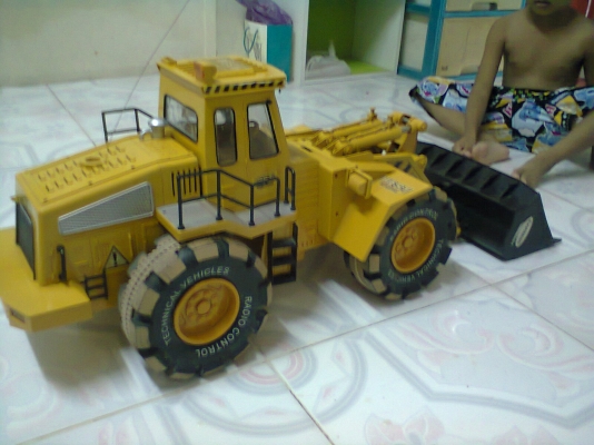 รถเด็กแบ็ลคโฮ คันใหญ่