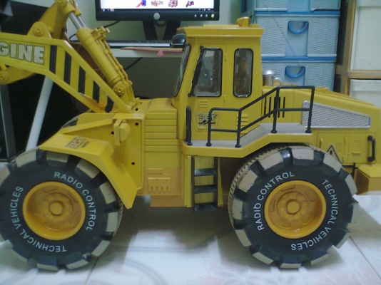 รถเด็กแบ็ลคโฮ คันใหญ่