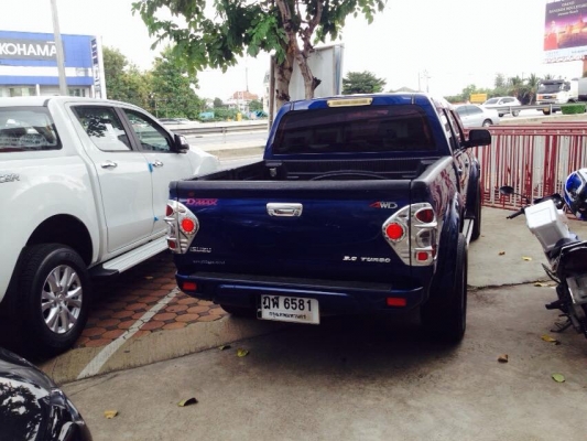 ขายรถกระบะ ราคา 320000 บาท ราคาคุยกันได้ สนใจโทร 084-6636209 และ 090-5561220