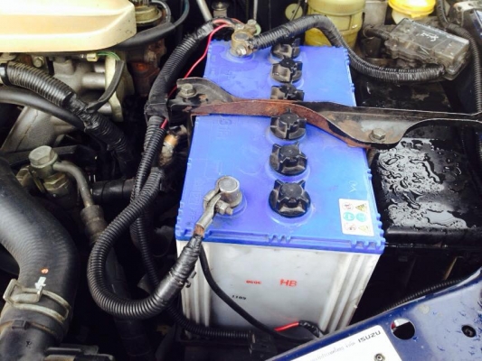 ขายรถกระบะ ราคา 320000 บาท ราคาคุยกันได้ สนใจโทร 084-6636209 และ 090-5561220