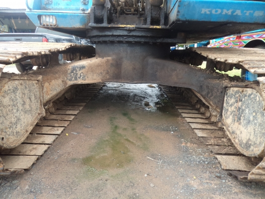 ขายถูกๆ555000รถแม็กโคPC200 เครื่องแน่น ช่วงล่างดี แอร์เย็น สภาพเอาไปพร้อมใช้งาน รถสวย