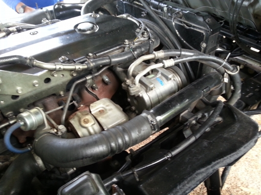 ขายด่วน 6 ล้อตู้แห้ง ยาว 5.5 เมตร อีซูซุ NQR 175 แรงม้า ปี 53 ยูโร 3