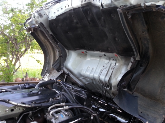 ขายด่วน 6 ล้อตู้แห้ง ยาว 5.5 เมตร อีซูซุ NQR 175 แรงม้า ปี 53 ยูโร 3