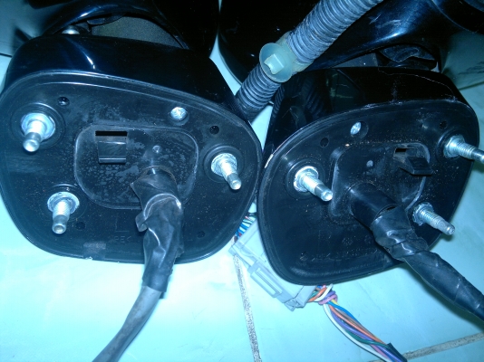 กระจกมองข้าง JAZZ ไฟเลี้ยวมุมสภาพสวยกิ๊ก ของแท้ ญี่ปุ่่นมือสอง