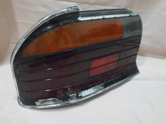 ขายไฟท้ายด้านซ้าย  E33 GALANT