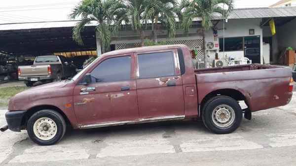 ขายถูก รถพร้อมใช้งานมิตซูบิชิ สตาด้า L200 4ประตู