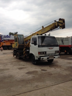 ขายรถเครน 6 ล้อ HINO 117 แรง มีทะเบียนครบ