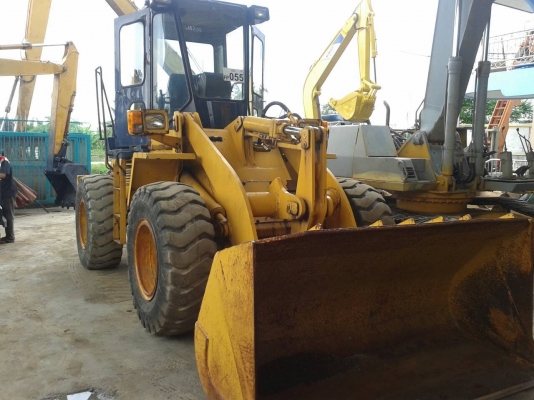 ขายรถตักWA200-1 เก่านอก เอกสารใบแจ้งจำหน่าย สภาพสวยพร้อมใช้ ติดต่อได้ที่คุณ อ๊อฟ พิจิตร 086-737-9991