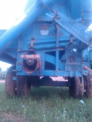 ขายเครื่องสีข้าว7ฟุตเกษตรพัฒนาพร้อมเทลเลอร์ลากต่อพ่วงกับรถไถ