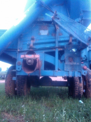 ขายเครื่องสีข้าว7ฟุตเกษตรพัฒนาพร้อมเทลเลอร์ลากต่อพ่วงกับรถไถ