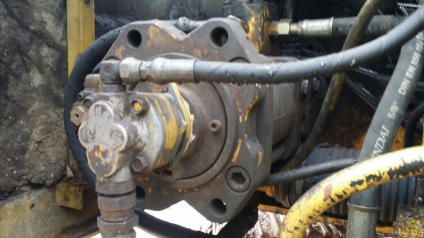 ขายแบคโฮ Kobelco SK200 Mark 3 รถพร้อมใช้งาน แอร์เย็น ปั้มดี โซ่ยังเหลือเยอะ ใบแทร็คครบ ช่วงล่างดี