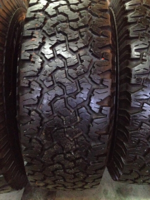 ขายยาง BF GOODRICH ALLTERRAIN 265-75-16 ปี11 ดอกหนาๆสวยๆ พร้อมล้อ ครับ ขายยาง BF GOODRICH ALLTERRAIN 265-75-16 ปี11 ดอกหนาๆสวยๆ พร้อมล้อ ครับ