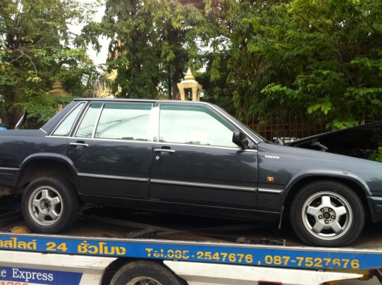 ขาย VOLVO 740 GLE ราคา 15,000 เอาไว้ไปทำอะไหล่ครับ เหลือแต่บอดี้ภายนอกและภายในครับ ไม่มีเครื่อง ไม่มีแก็ส