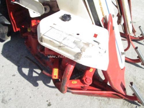 รถเกี่ยวข้าวเดินตาม !!!   YANMAR     YB500   รหัสสินค้า : 14001879  หรือเพิ่มเติมไดที่ www.nihonmono.com