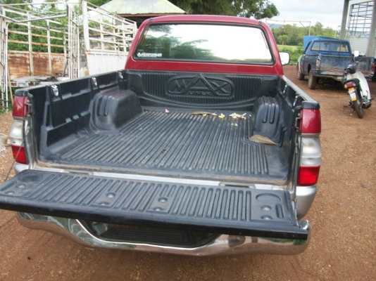 กระบะสภาพสวยมาก เครื่อง 2.8 ปี  03  พร้อมใช้งาน มาก่อนใด้ก่อนครับ รถบางทั้งคัน