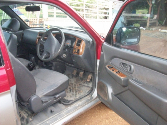 กระบะสภาพสวยมาก เครื่อง 2.8 ปี  03  พร้อมใช้งาน มาก่อนใด้ก่อนครับ รถบางทั้งคัน