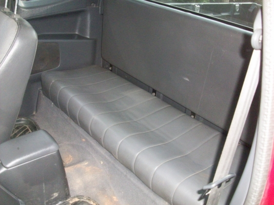 กระบะสภาพสวยมาก เครื่อง 2.8 ปี  03  พร้อมใช้งาน มาก่อนใด้ก่อนครับ รถบางทั้งคัน