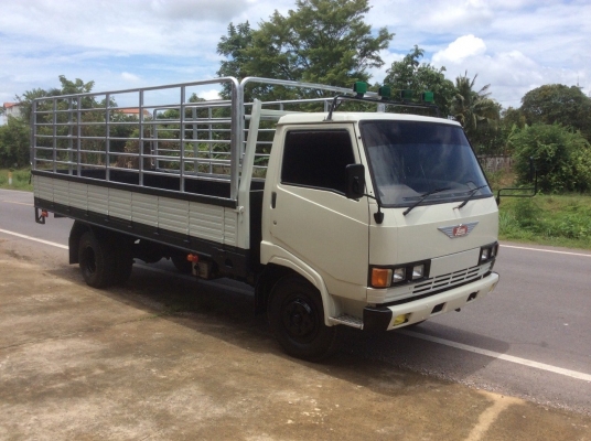 HINO 6ล้อ KM779 ยาว 5.4 ม. เครื่อง 117 แรง เครื่องดี ครัทซีสวย หัวเดิม ขาย 370,000 บาท