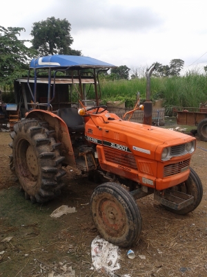 รถคูโต้า30แรง