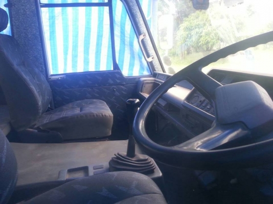 ขาย6ล้อดั้มเกษตรNISSAN DIESEL คัชซีCMF87E เครื่องดี คัชซีสวย สภาพพร้อมใช้งาน ไม่มีเล่มทะเบียน สนใจโทร090-8588220คุณนะ ID:narong498 หรือwww.truck.in.th/498