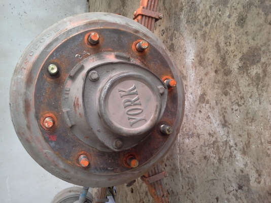 เพลา york พร้อมเเหนบ 3 นิ้ว