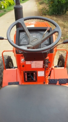 ขายครับ KUBOTA L1-24 เครื่องดี เกียร์ดี ครับ สภาพพร้อมใช้งาน ครับ