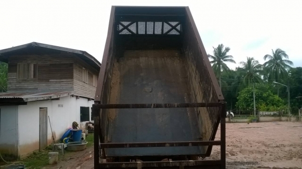 ขายรถดั้มเกษตร 6 ล้อหัวยาว สภาพพร้อมใช้งาน เครื่อง 6BB1 145 แรงม้า คัสซีสวยตลอดเส้น เฟืองท้ายร็อคกี้ ทะเบียนพร้อมโอน ราคาต่อรองได้ครับ