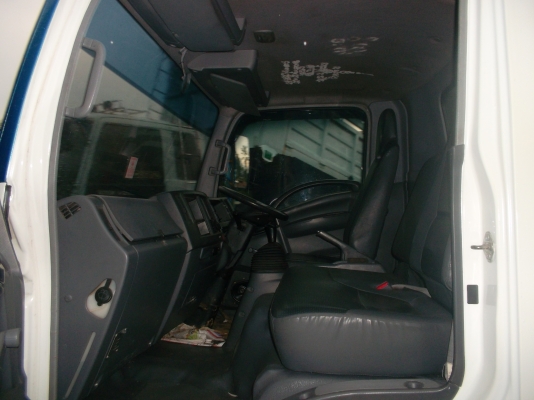 หกล้อ ISUZU หัวตึก NPR 150 150 แรง หกล้อ ISUZU หัวตึก NPR 150 150 แรง