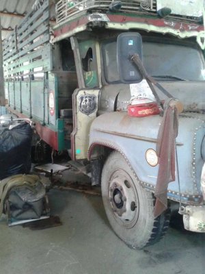 ขายสิบล้อหัวยาว เครื่องISUZU 145แรง เครื่องดี คัชซีสวย สภาพพร้อมใช้งาน เอกสารพร้อมโอน มี2คันคันละ240,000 สนใจโทร090-8588220คุณนะ ID:narong498 หรือwww.truck.in.th/498