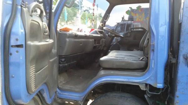 ISUZU-NPR.70L.เครื่อง130โบว์.เพาว์เวอร์.แอร์.บะคาร์โก้5เมตร.มีลิฟหลัง.ครัชซีสวยสภาพพร้อมใช้490.000.บ ISUZU-NPR.70L.เครื่อง130โบว์.เพาว์เวอร์.แอร์.บะคาร์โก้5เมตร.มีลิฟหลัง.ครัชซีสวยสภาพพร้อมใช้490.000.บ