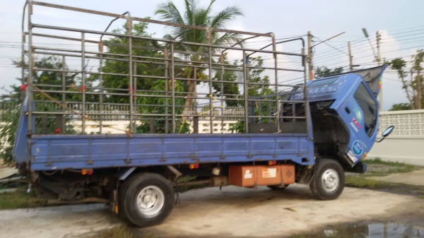 ISUZU-NPR.70L.เครื่อง130โบว์.เพาว์เวอร์.แอร์.บะคาร์โก้5เมตร.มีลิฟหลัง.ครัชซีสวยสภาพพร้อมใช้490.000.บ ISUZU-NPR.70L.เครื่อง130โบว์.เพาว์เวอร์.แอร์.บะคาร์โก้5เมตร.มีลิฟหลัง.ครัชซีสวยสภาพพร้อมใช้490.000.บ