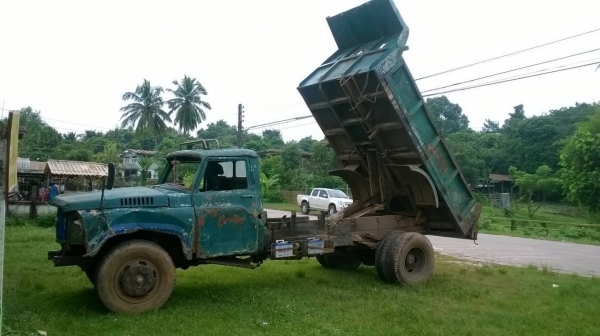 ขายตามสภาพ 6 ล้อดั้มหัวยาว NISSAN เครื่อง 160 แรงม้า คัสซีสวยตลอดเส้น เฟืองท้าย FUSO พาวเวอร์ ทะเบียนพร้อมโอนครับ ราคาต่อรองได้