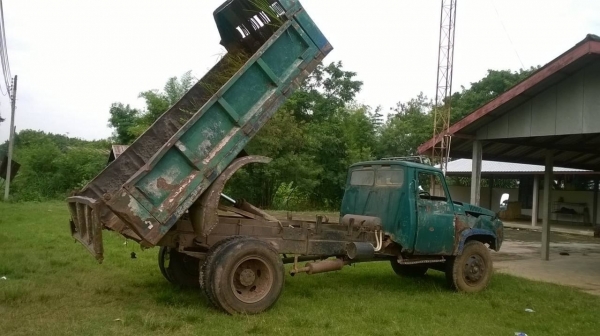 ขายตามสภาพ 6 ล้อดั้มหัวยาว NISSAN เครื่อง 160 แรงม้า คัสซีสวยตลอดเส้น เฟืองท้าย FUSO พาวเวอร์ ทะเบียนพร้อมโอนครับ ราคาต่อรองได้