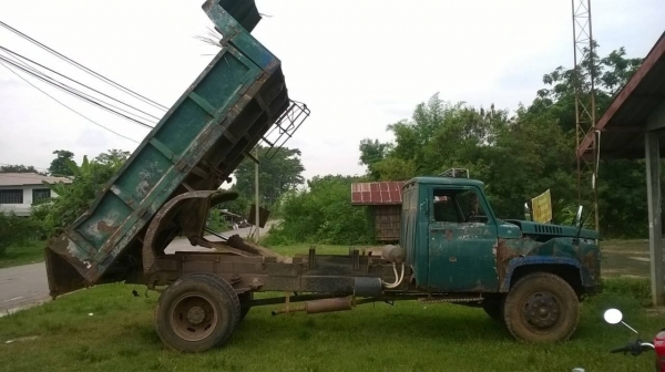 ขายตามสภาพ 6 ล้อดั้มหัวยาว NISSAN เครื่อง 160 แรงม้า คัสซีสวยตลอดเส้น เฟืองท้าย FUSO พาวเวอร์ ทะเบียนพร้อมโอนครับ ราคาต่อรองได้