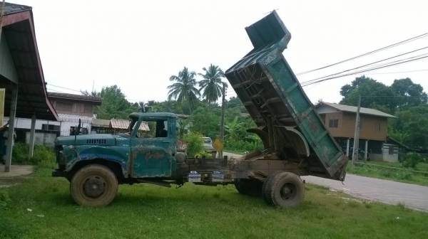 ขายตามสภาพ 6 ล้อดั้มหัวยาว NISSAN เครื่อง 160 แรงม้า คัสซีสวยตลอดเส้น เฟืองท้าย FUSO พาวเวอร์ ทะเบียนพร้อมโอนครับ ราคาต่อรองได้