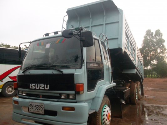 Rocky 195 แรง สองเพลา ดั๊มสามมิตร คัชซีหัวยาว สภาพสวย Rocky 195 แรง สองเพลา ดั๊มสามมิตร คัชซีหัวยาว สภาพสวย