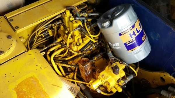 ขายรถขุด แม็กโค โกเบลโก้100 MARK3/// เครื่องดีโซ่เต็ม ช่วงล่างดี ไฟฟ้าเต็ม โซ่ใหม่ เอวแน่น เอกสารอินซ์วอย สภาพพร้อมลุยงาน