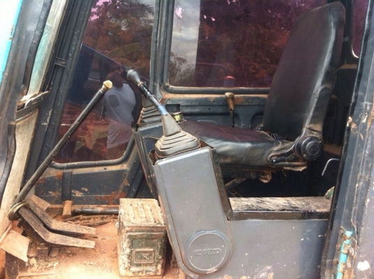 ***ขายแล้วครับขอบคุณ Truck2hand ขายแบคโฮ KOBELCO MARK2 SK03(เทียบเท่าPC60) เครื่องเดิมปั้มเดิม เครื่องISUZU 4JB1-88HP 4สูบ เครื่องแน่น แห้ง แรง ไม่เยิ้ม ปั้มดีแรง ทำงานดี เร็วดี บูมอาร์สวยไม่ปะไม่ร้าว บุ้งกี๋ดีไม่ผุ เอวดีแน่นดี ช่วงล่าง70\% เฟรมหนาไม่ผุ แท