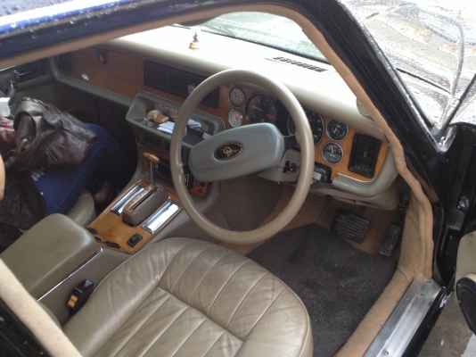 ขายเดมเลอร์ ปี 88 เครื่อง 2 J โบ เกียร์ออโต้ ขาย 520,000 บาท ติดต่อ คุณเอ๋ 092-6356419 ขายเดมเลอร์ ปี 88 เครื่อง 2 J โบ เกียร์ออโต้ ขาย 520,000 บาท ติดต่อ คุณเอ๋ 092-6356419