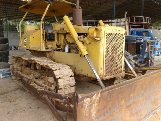 ขายรถแทรกเตอร์ CAT D5B ตีนไก่เกียร์ตัดสภาพใช้เอกสารเล่มทะเบียน