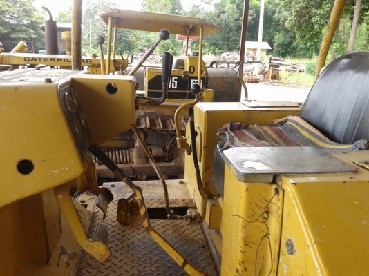 ขายรถแทรกเตอร์ CAT D5B ตีนไก่เกียร์ตัดสภาพใช้เอกสารเล่มทะเบียน