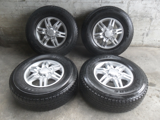 ล้อแม็ก 16นิ้ว 6รู อีซูซุ พร้อมยาง 265/70R16ปี10 สวยๆ 4 ล้อ ราคา 7900 บาท